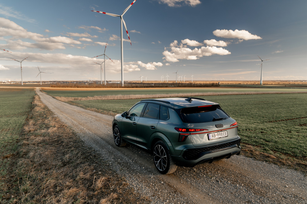 Audi Q3 SUV 1.5 TFSI S Line test